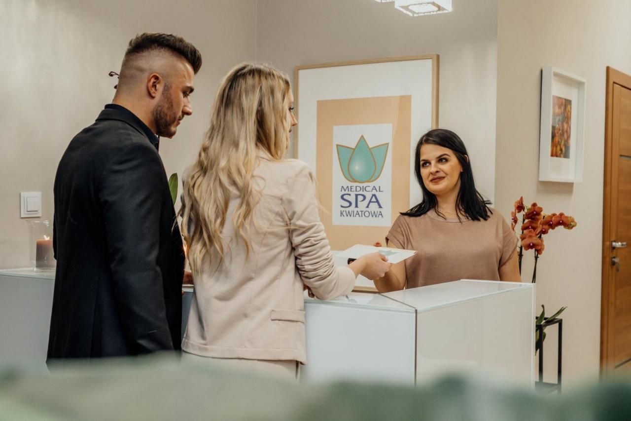 Medical Spa Kwiatowa Łęczyca Εξωτερικό φωτογραφία